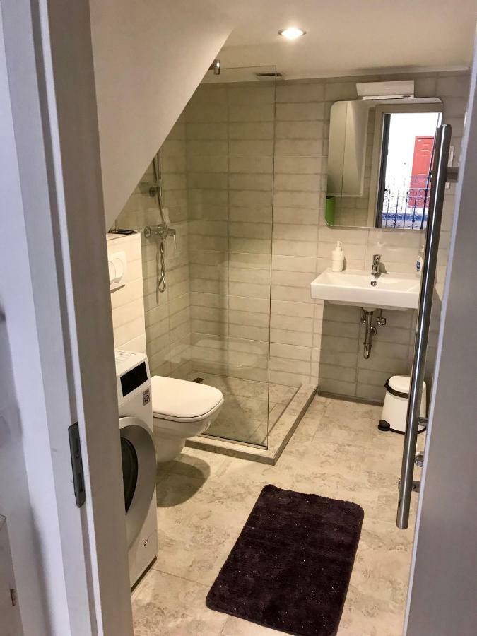 3 Comfortable And Cosy Apartments In Heart Of Budapest Near Basilica Exterior foto
